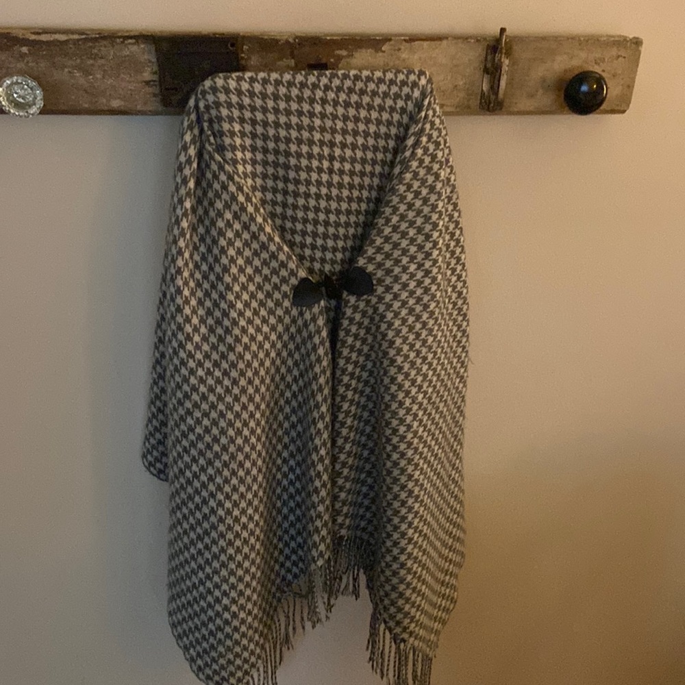 Charcoal grey and cream herringbone poncho with clasp